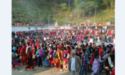 मातातीर्थ कुण्डमा भक्तजनको घुइँचो