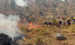 जहाँ बस्ती त्यहीँबाट डढेलो