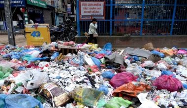 महानगरको फोहर टेलिकमको कार्यालयमा