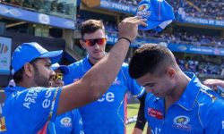 आइपिएल क्रिकेटमा मुम्बईले पावर प्लेमा २ ओभर बलिङ गर्दै १७ रन खर्चिए तर विकेट लिएनन्