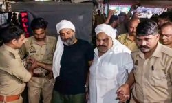 पत्रकार बनेर आएकाले तीन जनाद्वारा पूर्वभारतीय नेताको हत्या