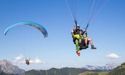 पर्यटकीय गतिविधि बढाउन चितवनमा प्याराग्लाइडिङ