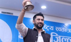 रवि लामिछानेविरुद्धको रिटमा सर्बोच्चको कारण देखाऊ आदेश