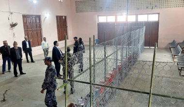 चितवनका मतगणनास्थलमा तारजाली र सिसी टिभी क्यामेरा जडान