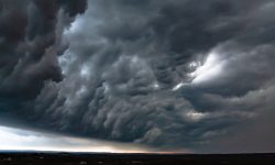 मध्य म्यान्मामा आँधी, छ जनाको मृत्यु