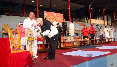 गृहमन्त्री श्रेष्ठ योग विज्ञान शिविरमा सरिक