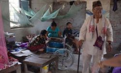 भारतीय सेनाबाट निवृत्त भएपछि पनि दिनदुःखीकै सेवामा खटिइरहेका ‘बिजुली बा’