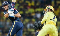 चेन्नईलाई २१५ को लक्ष्य