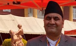 ‘कर्मचारीले इमान्दारीपूर्वक काम गर्नुपर्छ’