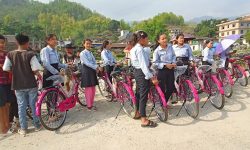 विद्यालय आउजाउ गर्न अब चार घण्टा हिँड्नु पर्दैन