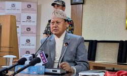 एक हप्ताभित्र वीर अस्पतालको सेवा सुधार गर्न स्वास्थ्यमन्त्रीको निर्देशन