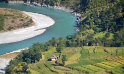 नेपालको नदी किनार ‘सि बीच’ को झझल्को