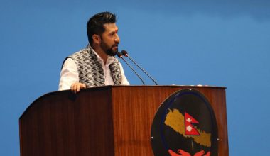 भ्रष्टाचारको काण्डमा ताप्केको बिँड तात्यो तर ताप्के सेलायो : रवि लामिछाने