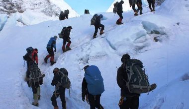 हिमाल आरोहणबाट ७४ करोड राजस्व सङ्कलन