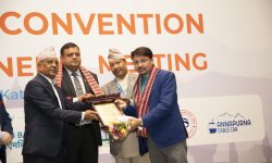 पत्रकार अधिकारी पुरस्कृत