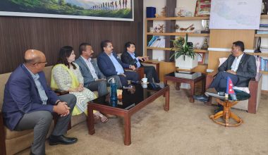 श्रममन्त्री र महासङ्घ प्रतिनिधिमण्डलबीच भेटवार्ता