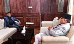 प्रचण्ड र ओलीबीच भेटवार्ता