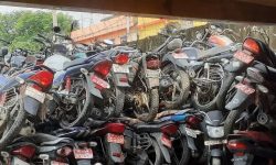 नवलपुर प्रहरीले बेच्यो ४१ लाखका सवारीसाधन