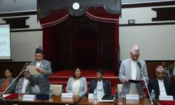 संघीय संसद्का दुई सचिवले गरे शपथ ग्रहण