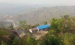 विद्यालय छ, विद्यार्थी छैन्