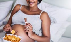 गर्भवतीलाई तलतल : जैविक आवश्यकता कि मनोवैज्ञानिक कारण ?