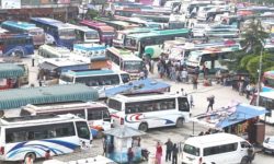 नयाँ बसपार्कमा यात्रुलाई दुःख दिने कारबाहीमा