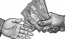 घुससहित तीन कर्मचारी पक्राउ