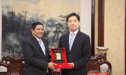 उपप्रधानमन्त्री श्रेष्ठसँग सिचुवान विश्वविद्यालय कमिटीका महासचिव लिङको भेट