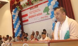 नेतृत्वले गरेका गलत निर्णयको समर्थन गर्न सकिँदैन : महामन्त्री थापा