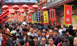 चीनमा विवाहमा रेकर्ड गिरावट