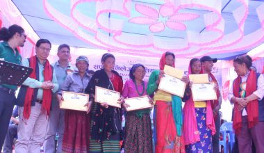 यसरी फेरिँदै छ चेपाङ समुदायको जीवनशैली