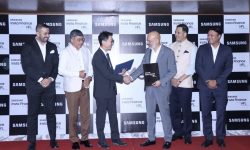 सामसङले ल्यायो इन्स्टा फाइनान्स पावर्ड बाई हुलास फिन सर्भ