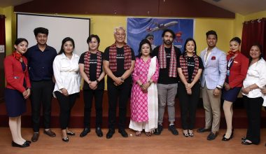 क्याप्टेन लामाको अनुभव सुनेपछि एयर होस्टेज बन्न चाहानेहरू किशोरीहरू उत्साहित