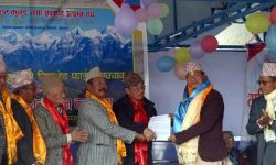 कुलुङ तथा मेवाहाङलाई आदिवासी जनजातिमा सूचीकृत गर्न प्रधानमन्त्रीसमक्ष माग