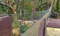 झोलुङ्गे पुललाई केन्द्रित गरी पर्यटनका योजना