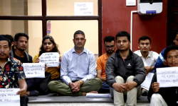 उप-प्राध्यापक प्रेम चलाउनेको रिट न्यायाधीश मनोजकुमार शर्माको इजलासमा