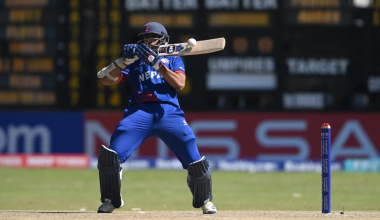 नेदरल्यान्ड्सलाई नेपालले दियो १६८ रनको लक्ष्य