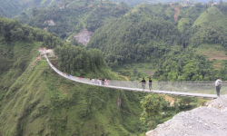 लामा र अग्लो पुल हेर्न आउने विदेशी पर्यटक बढ्दै