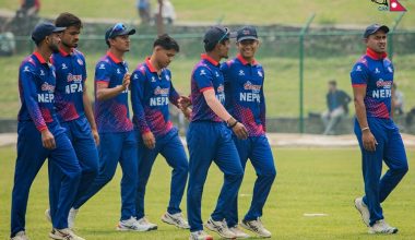 यूएईविरुद्ध  नेपालको कमजाेर ब्याटिङ, गुम्यो पाँचौं विकेट