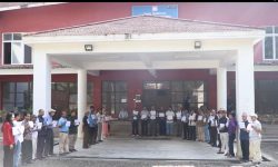 प्रेम चलाउनेको समर्थनमा प्राध्यापकहरूकाे प्रदर्शन