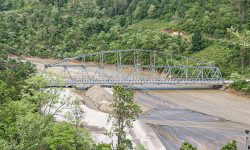 सदरमुकाम जोड्ने सभाखोला पुल खतरामा