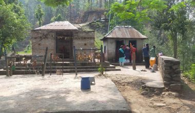 अकला मन्दिर पुन:निर्माण : काम अपुरो गरेर ठेकेदार बेपत्ता