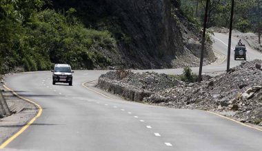 कमलाको दुखः तीन मिनेटको बाटो डेढ घण्टा