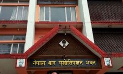 बारको विरोधबाट अदालती काम नरोकिने