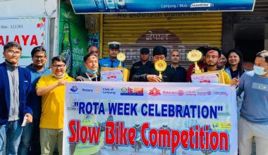 रामेछापमा ‘स्लो बाइक रेस’ प्रतियोगिता