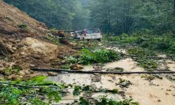 पहिराले मध्यपहाडी लोकमार्गको निसीखोला खण्ड अवरुद्ध