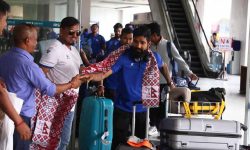 राष्ट्रिय क्रिकेट टिम स्वदेश फिर्ता