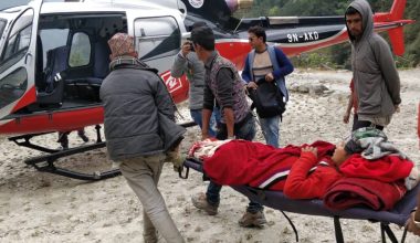 हेलिकोप्टरमार्फत सुत्केरी र बच्चाको उद्धार