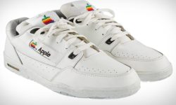 एप्पल जुत्ताको मूल्य ६५ लाख रुपैयाँ