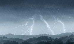 आजको मौसम : मेघ गर्जन-चट्याङसहित भारी वर्षाको सम्भावना